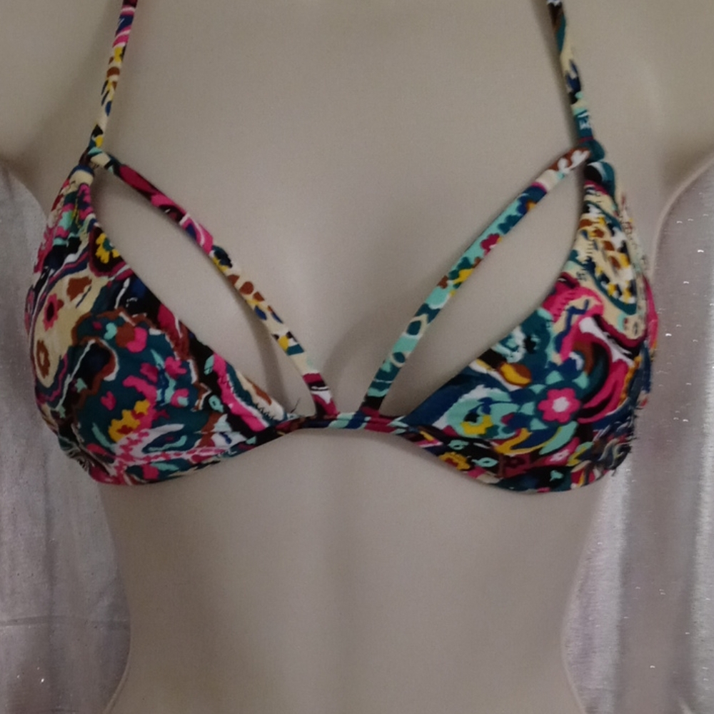 Bikini.top - Picture 4 of 4